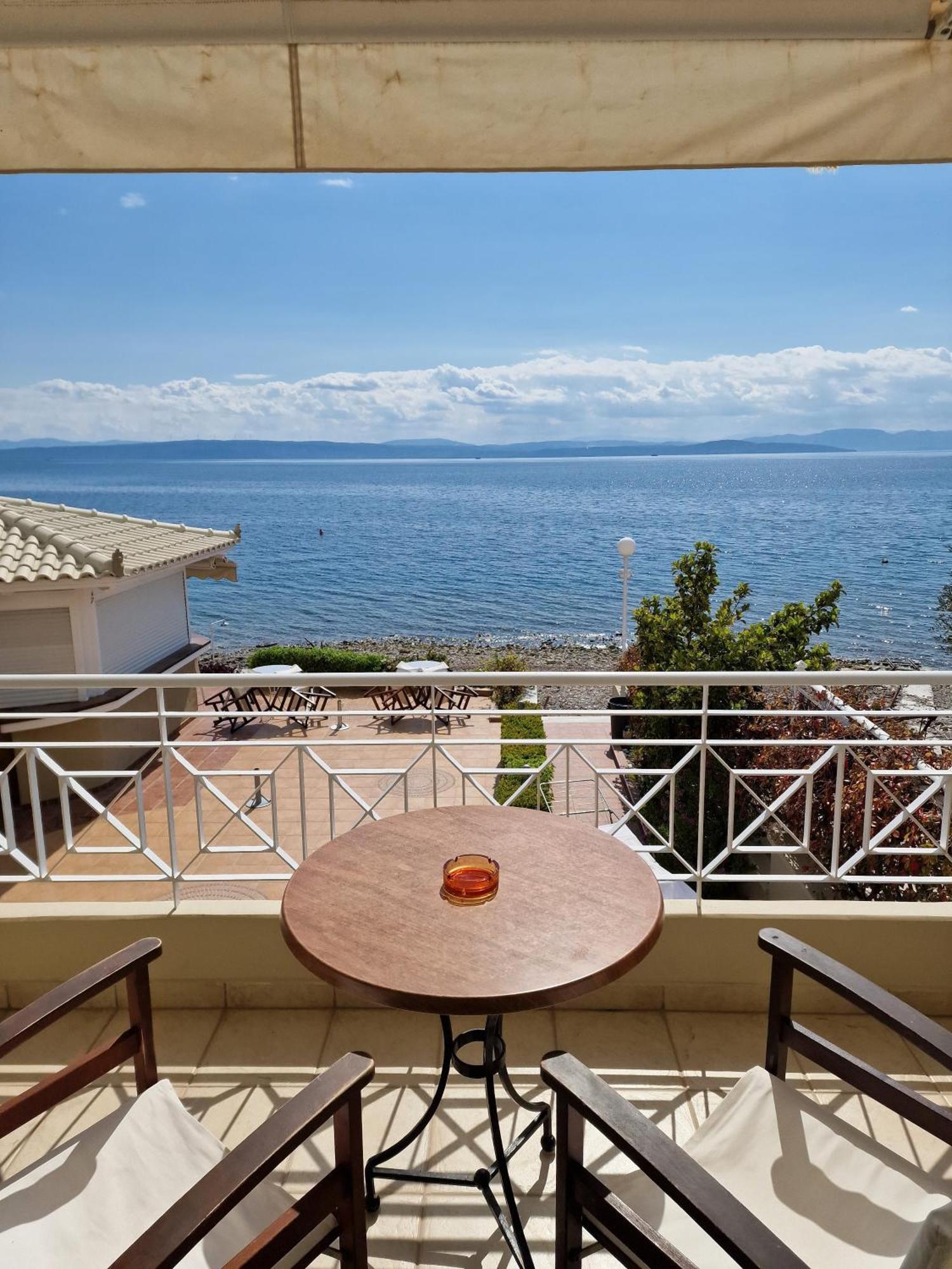 Porto Xronia Aparthotel Khrónia Exteriör bild