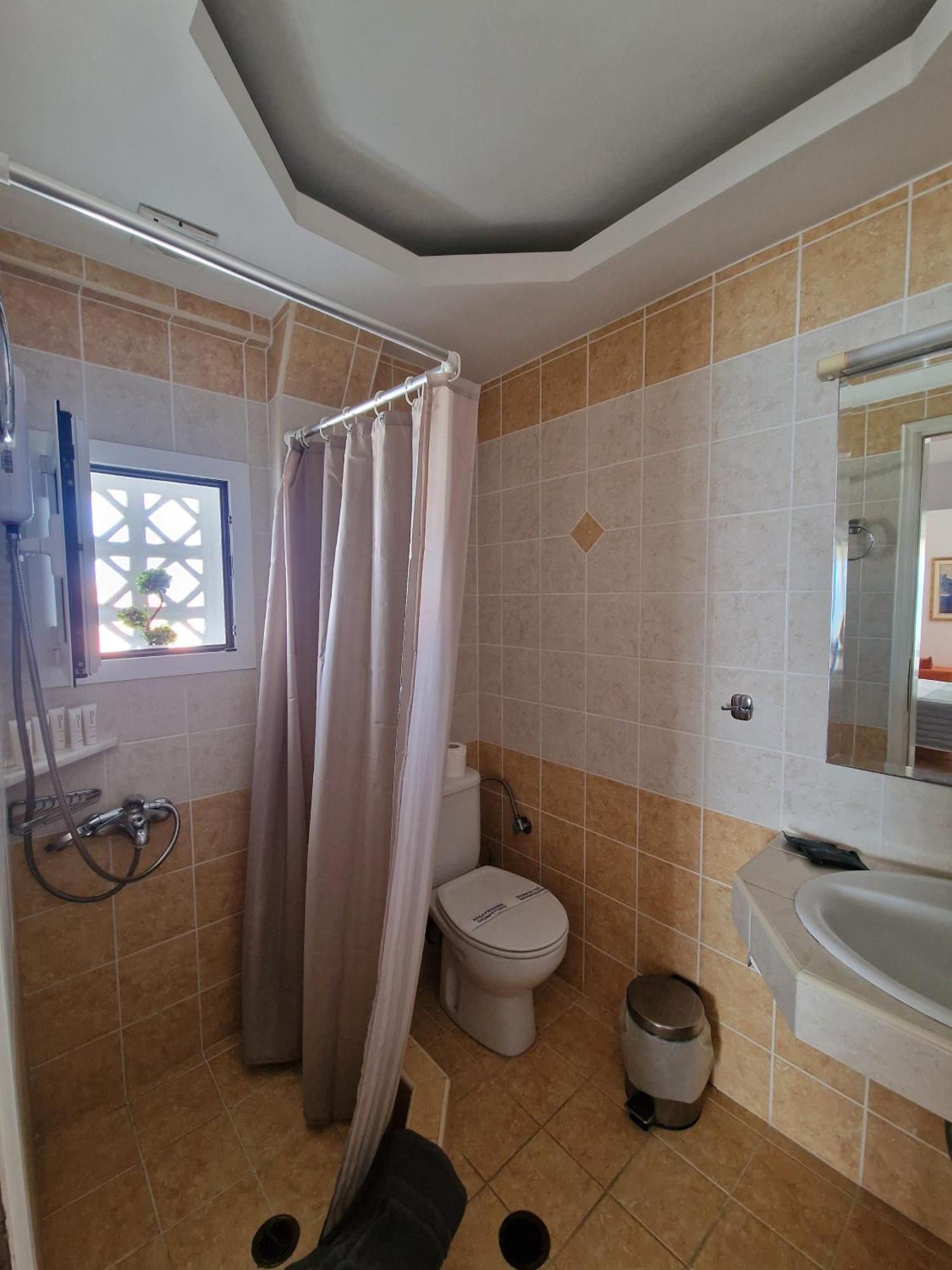 Porto Xronia Aparthotel Khrónia Exteriör bild