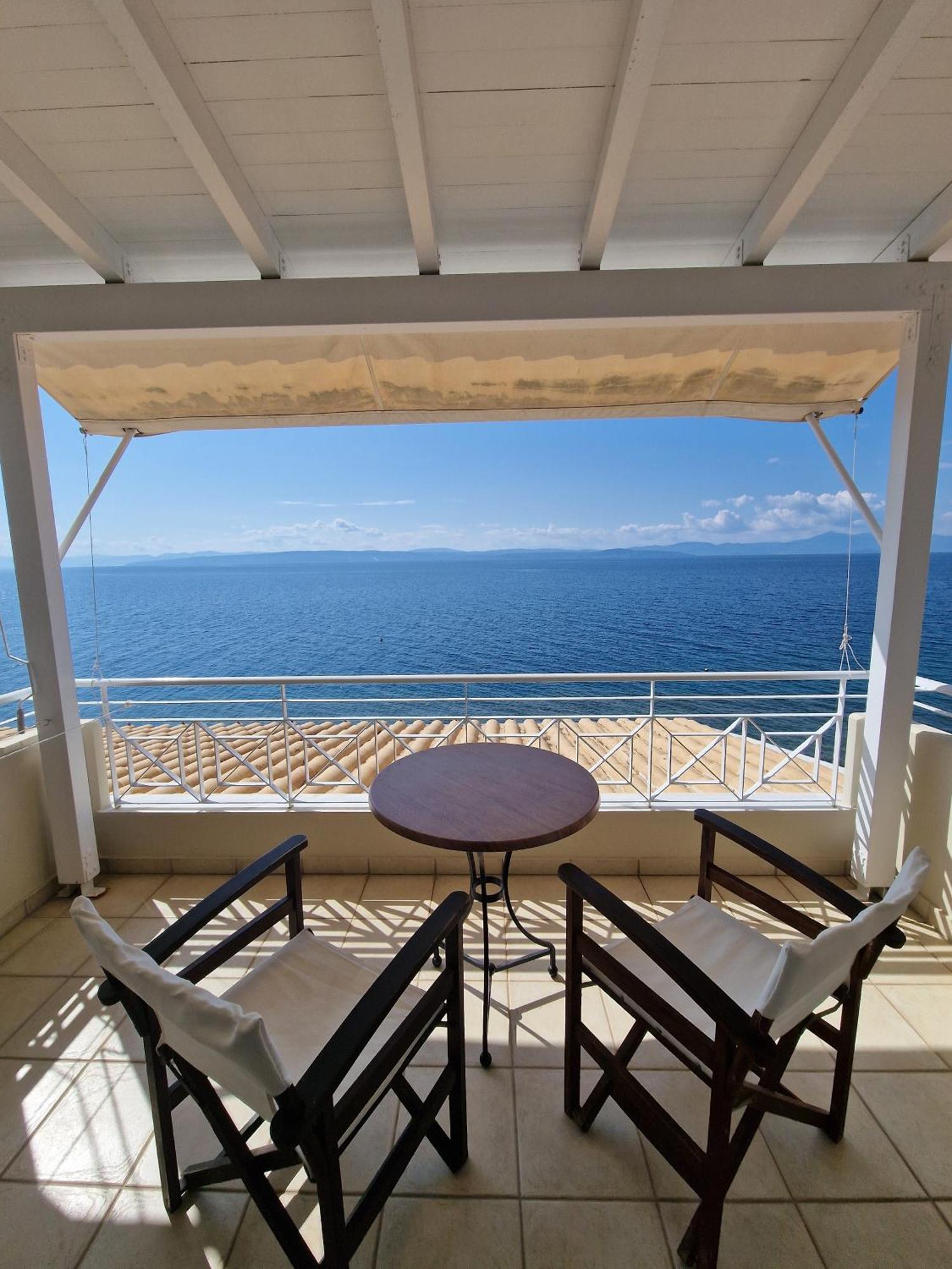 Porto Xronia Aparthotel Khrónia Exteriör bild