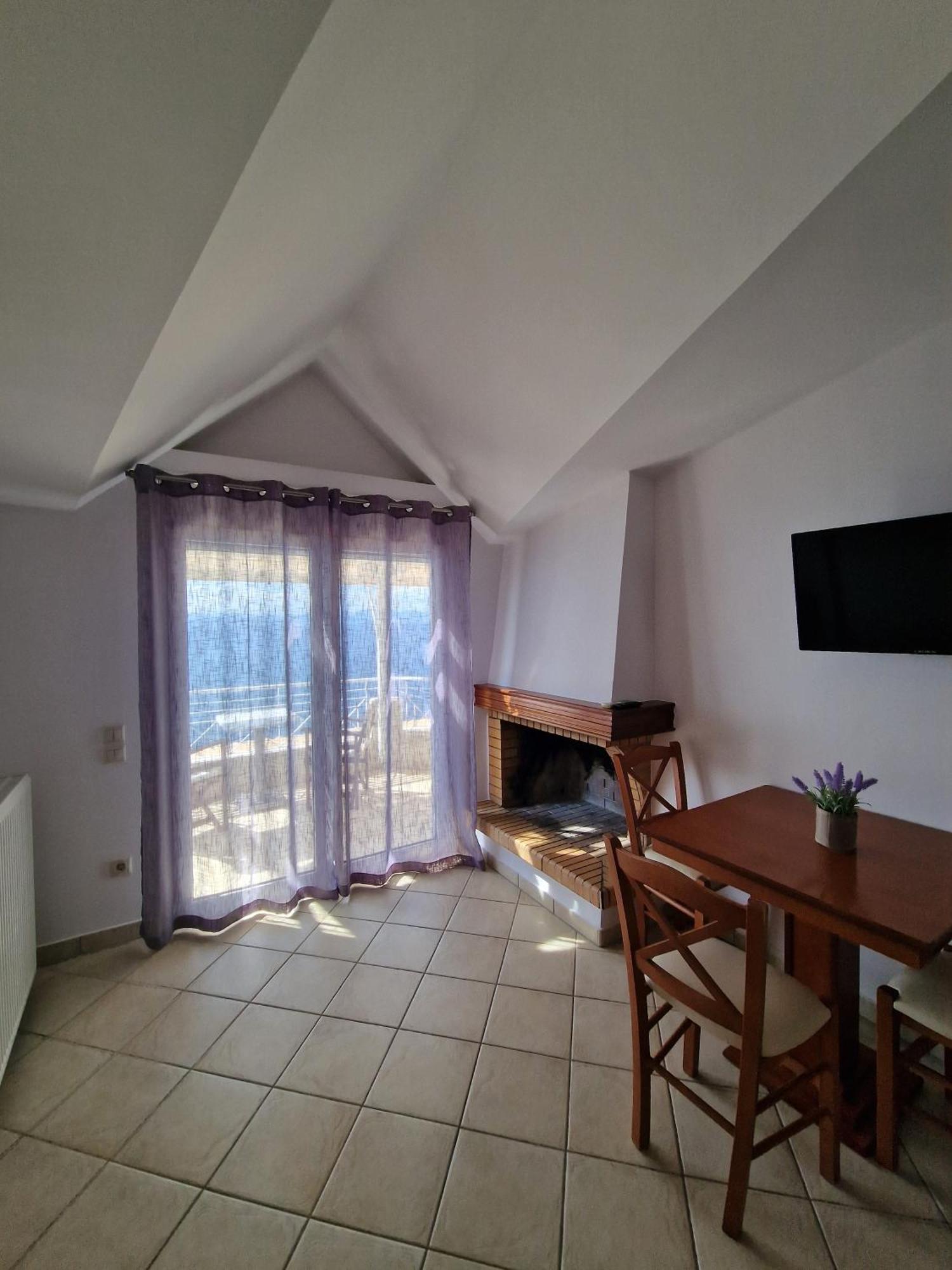 Porto Xronia Aparthotel Khrónia Exteriör bild