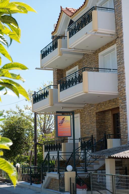 Porto Xronia Aparthotel Khrónia Exteriör bild